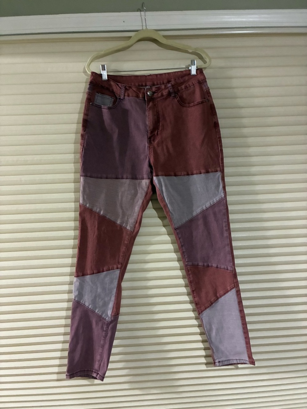 Women's Patchwork Two-Tone Jeans — Rust & Mauve